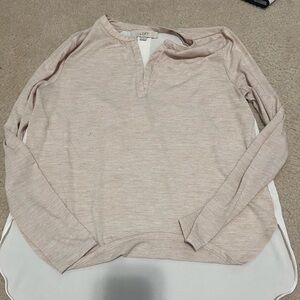 Loft multi media top